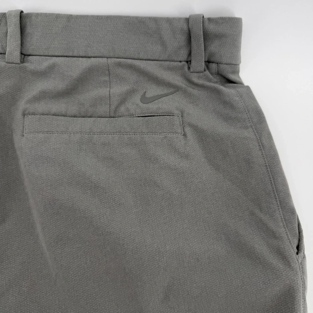 Nike Golf Shorts Mens 38 Gray Dri-FIT Flat‎ Front Performance Stretch Textured